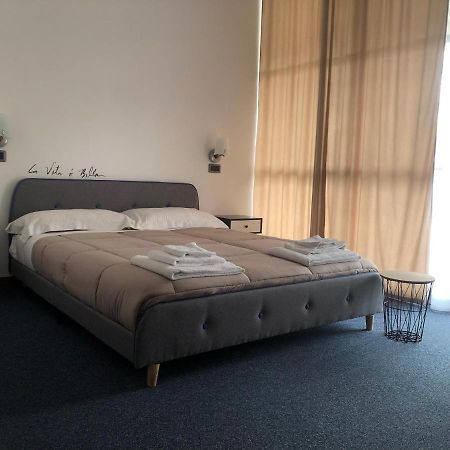 Hotel Domus Cerreto dʼEsi Kültér fotó