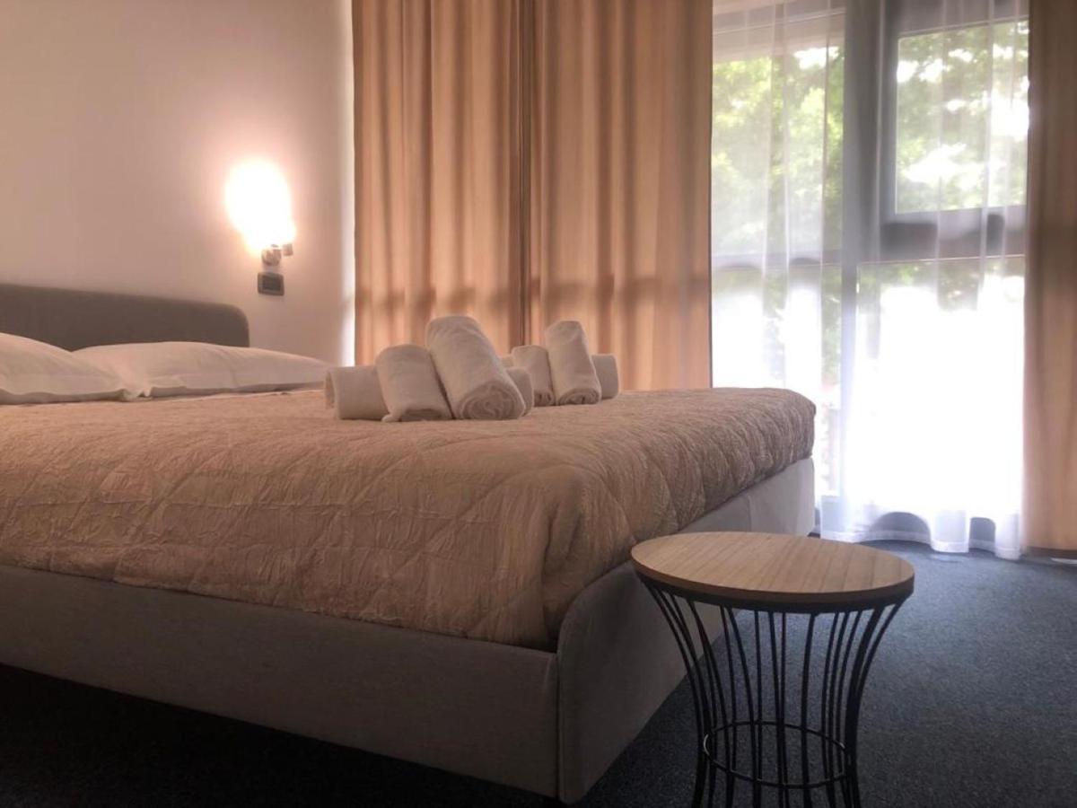 Hotel Domus Cerreto dʼEsi Kültér fotó